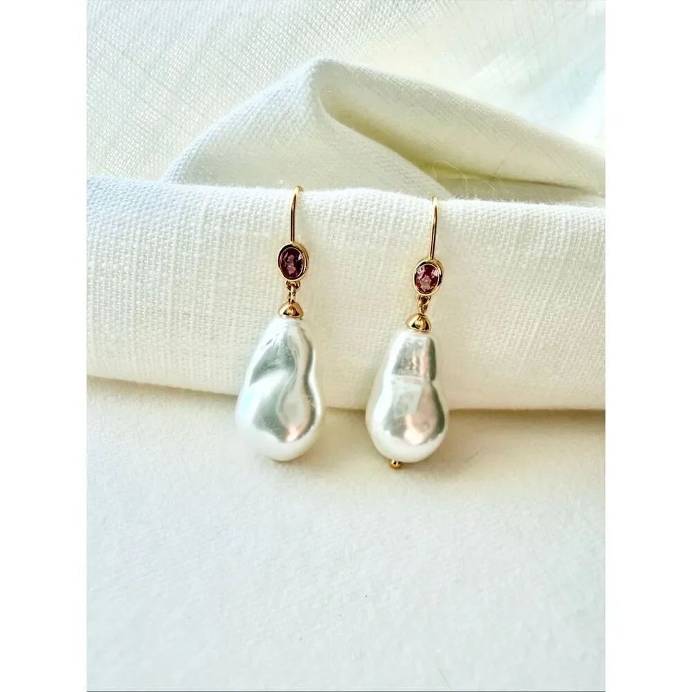 Baroque Faux Pearl & Pink Crystal Drop Earrings Gold Tone
